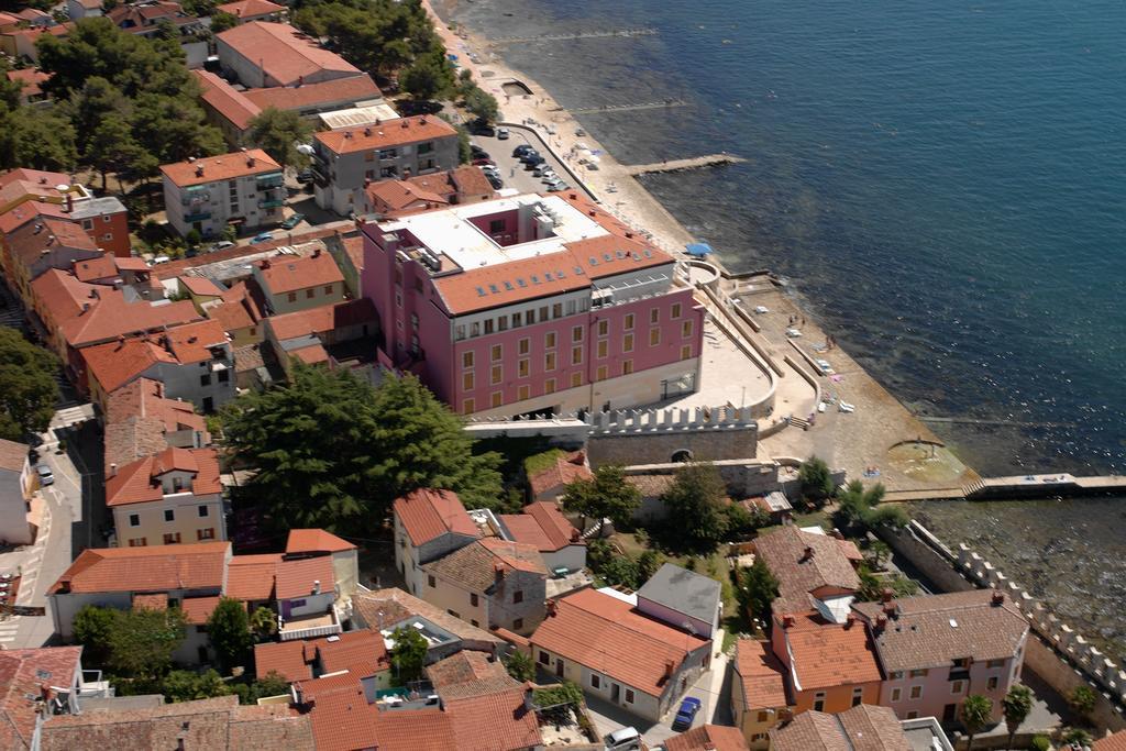 Apartments Edo Novigrad  Bagian luar foto
